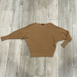 TAHARI Sweater